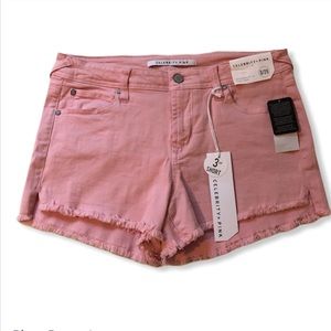 Celebrity✨Pink Denim Shorts